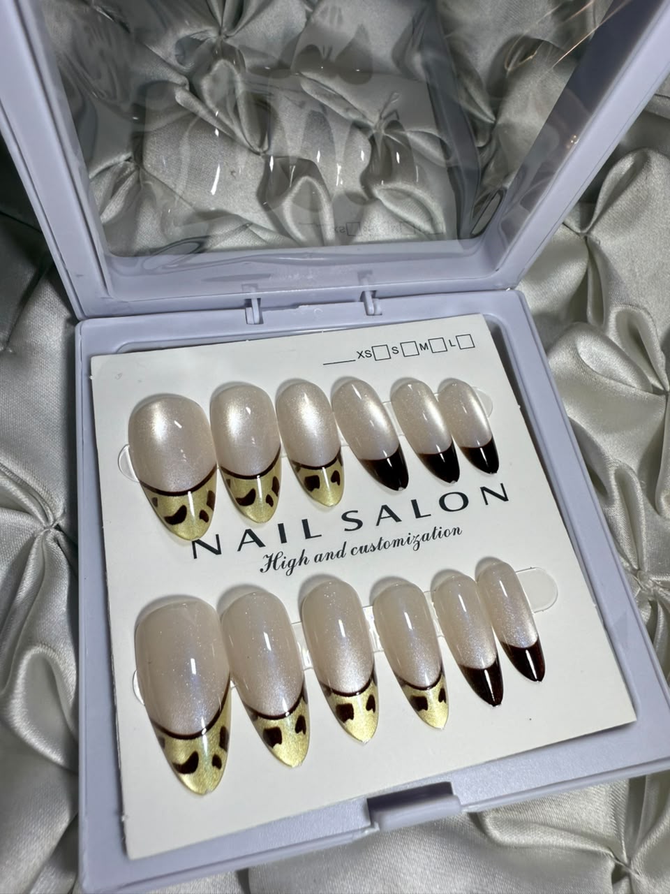 Pearl Gold Leopard Press-On Nails